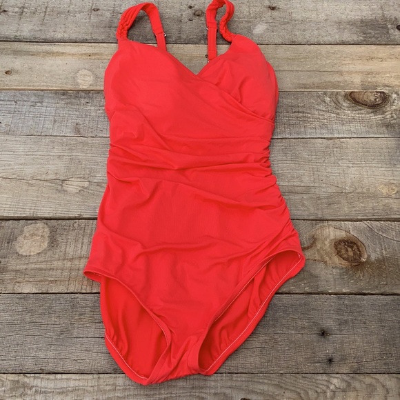 Jantzen Swim Euc Jantzen Classic Coral One Piece Tummy Control Swim